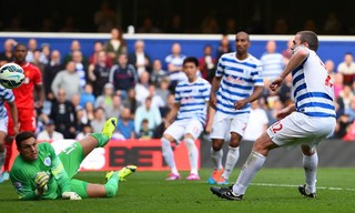 伺机反击 伺机反击